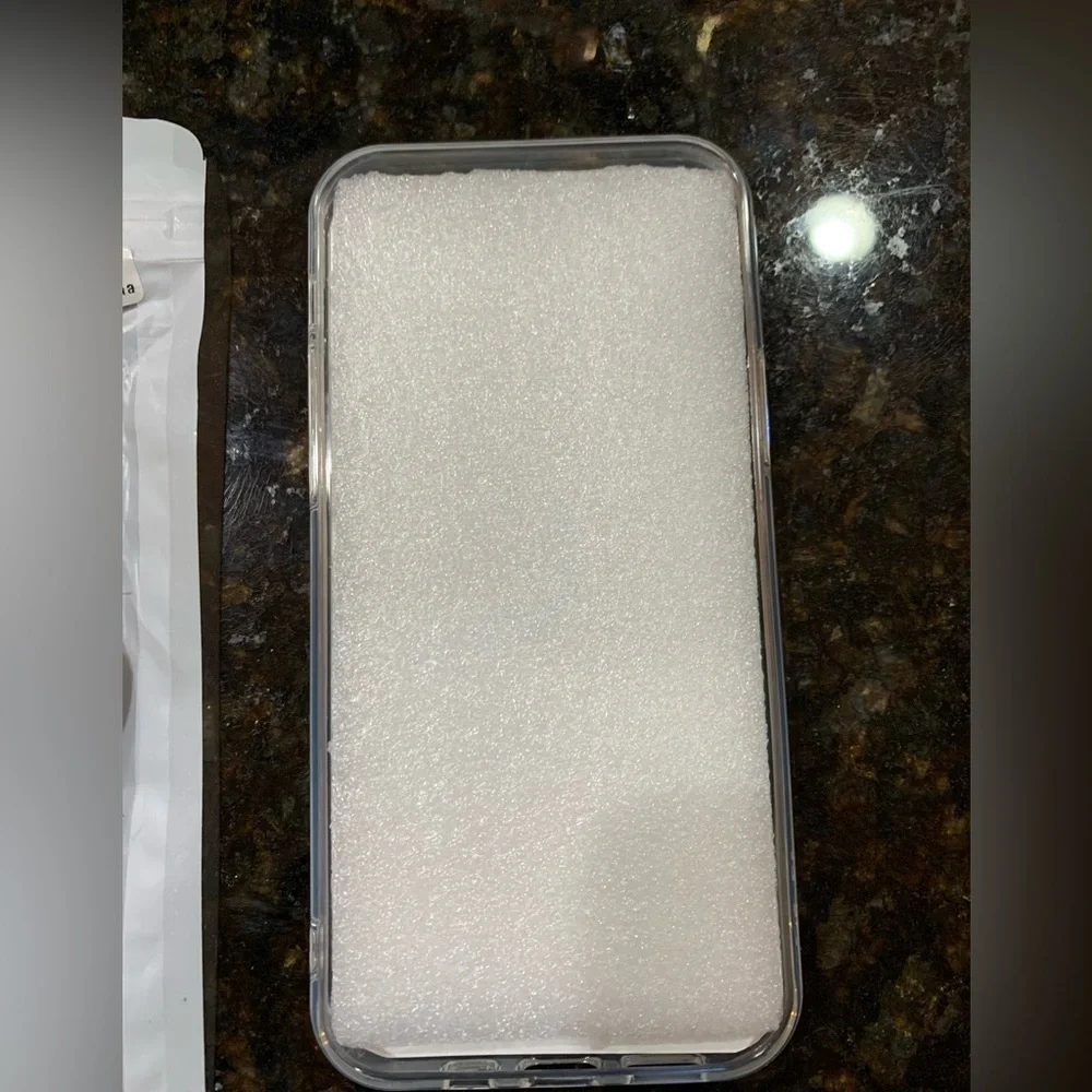 APPLE iPhone 12 case NWT